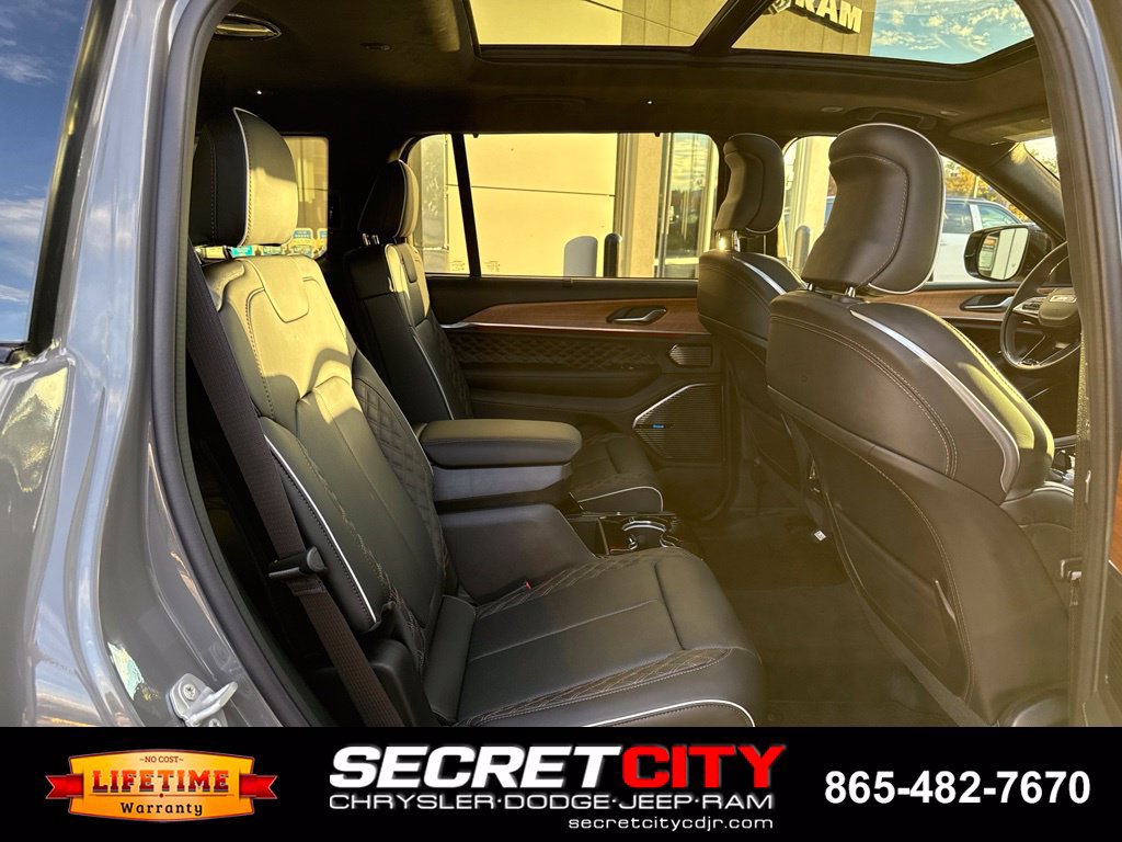 New 2027 Jeep Grand Cherokee L Summit AWD/4WD image 20
