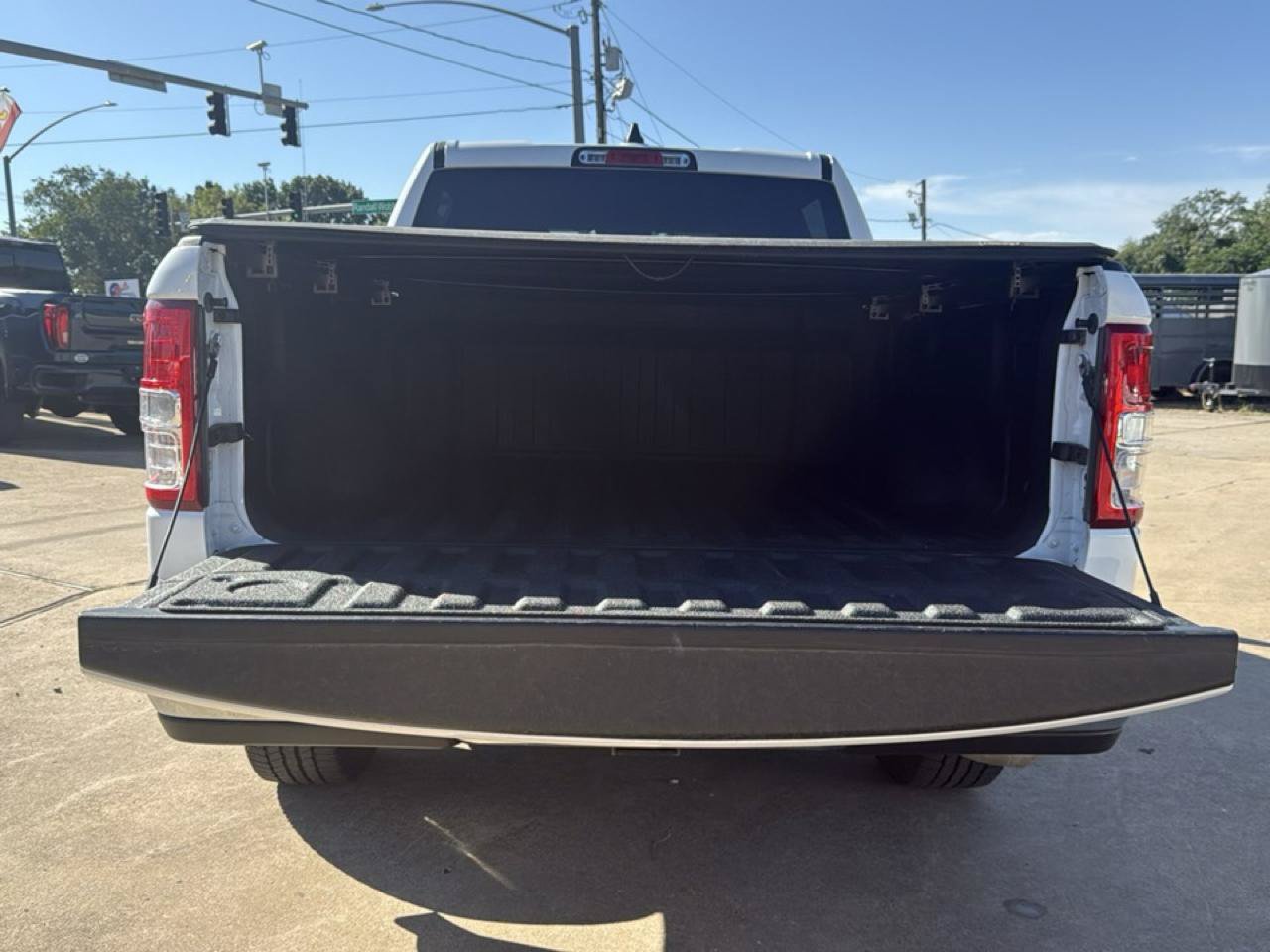 Used 2021 RAM 1500 Big Horn RWD image 11