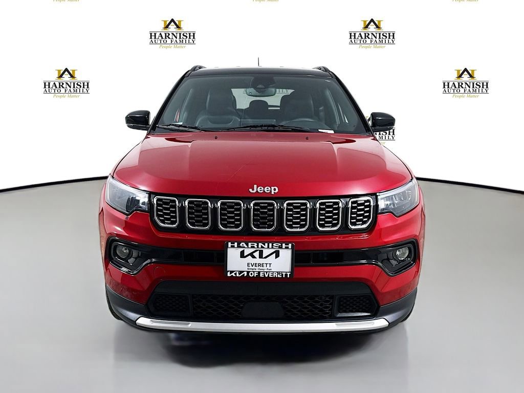 Used 2025 Jeep Compass Limited AWD/4WD image 2
