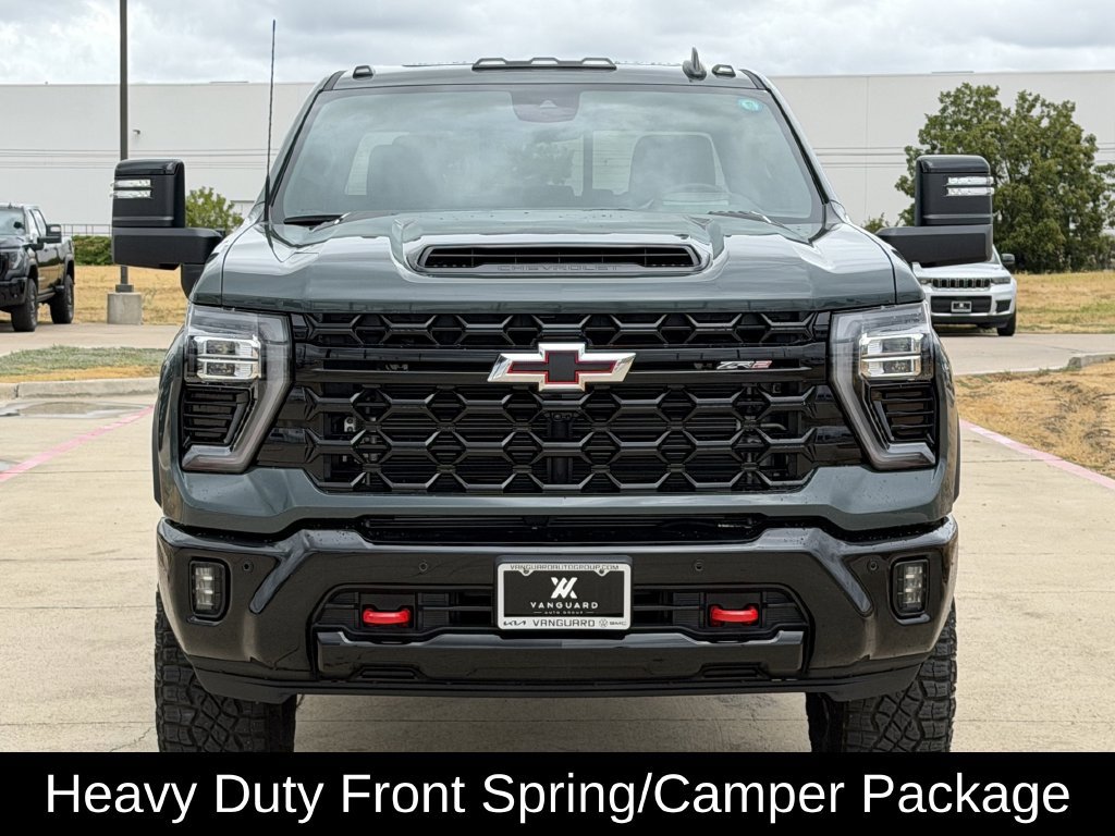 Used 2026 Chevrolet Silverado 2500 ZR2 AWD/4WD image 3