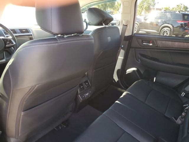 Used 2018 Subaru Outback 2.5i Limited image 12