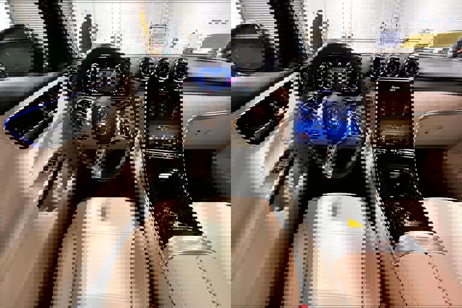 Used 2023 Mercedes-Benz C 300 4MATIC Sedan image 5