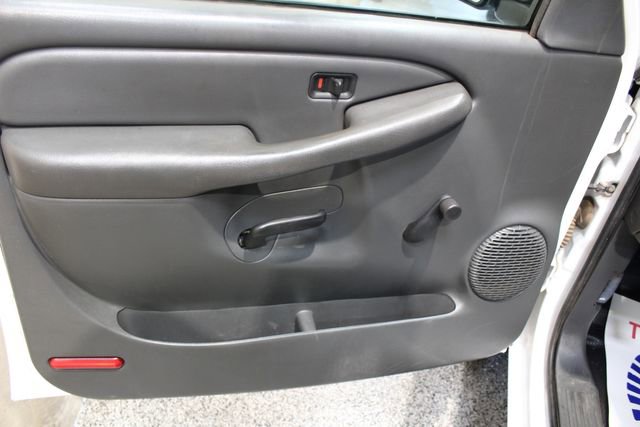 Used 2003 Chevrolet Silverado 2500 W/T image 27