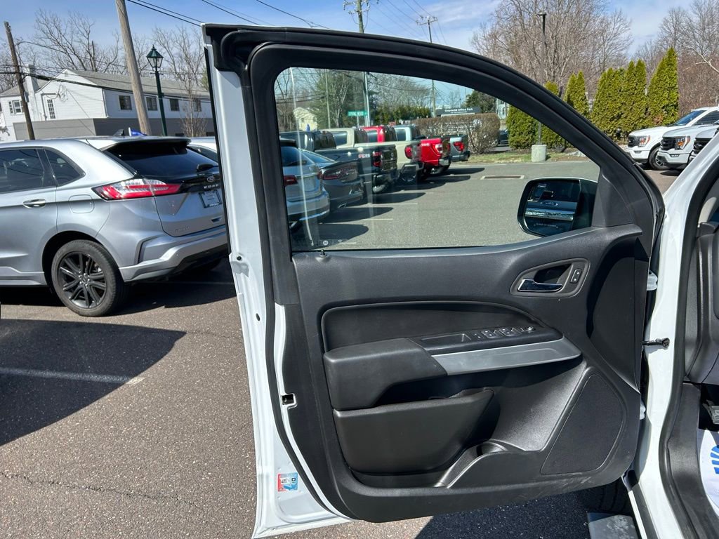 Used 2022 Chevrolet Colorado LT w/ Safety Package image 13