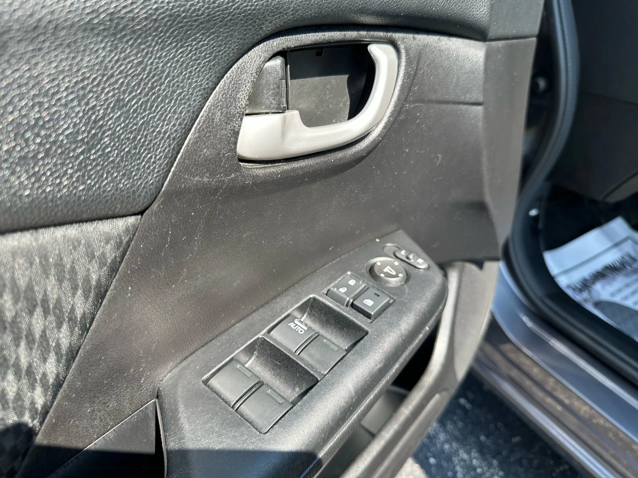 Used 2015 Honda Civic LX image 10