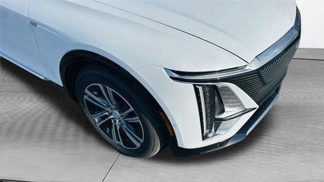 New 2026 Cadillac Lyriq Premium Luxury w/ LPO, Premium Carpet Package image 10