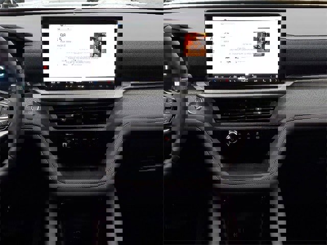 New 2026 Ford Explorer Platinum w/ LUX Leather Package image 36