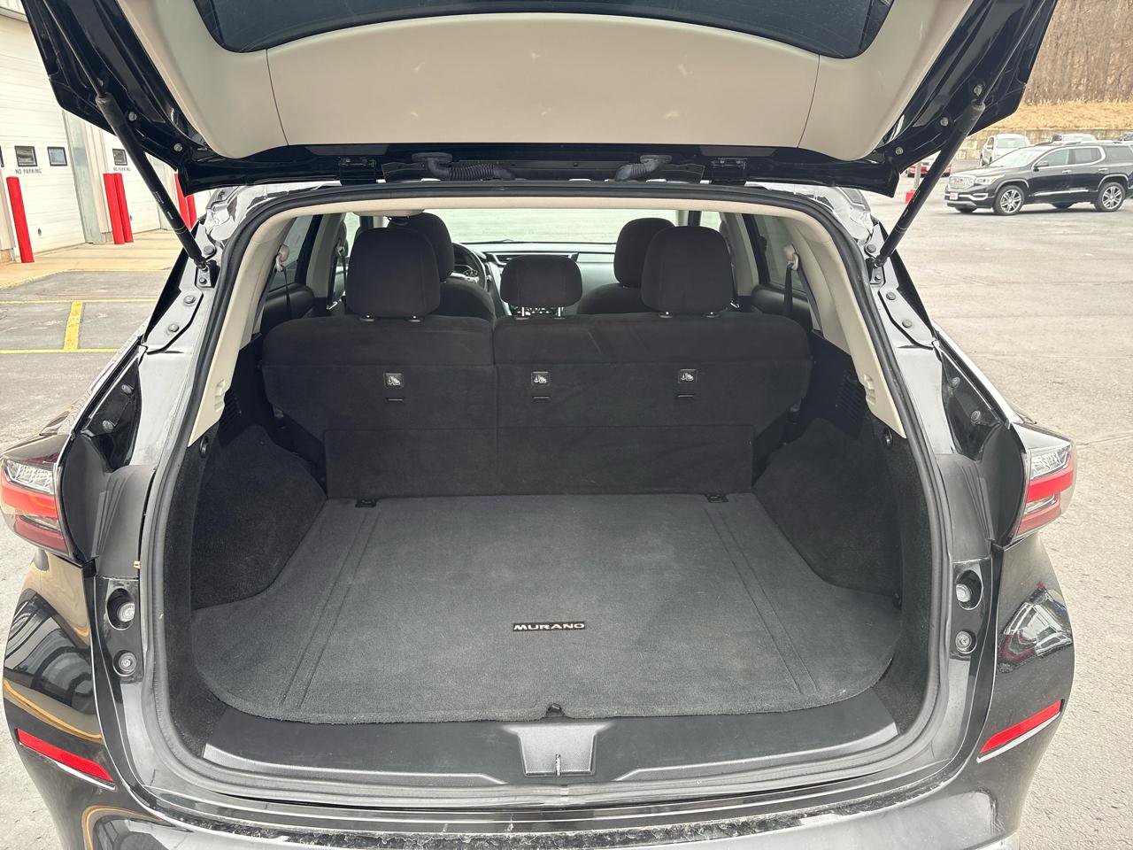 Used 2019 Nissan Murano SV w/ Premium Package image 17