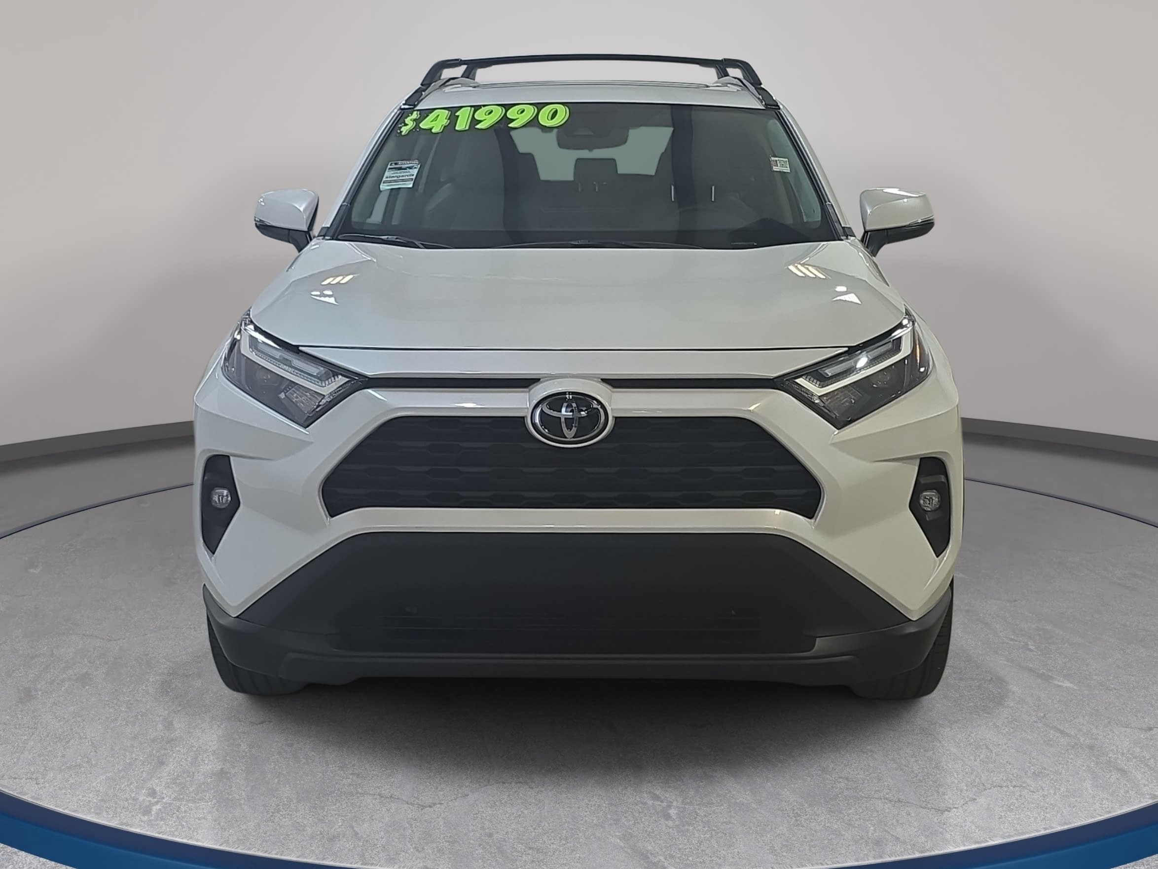 Used 2025 Toyota RAV4 XLE Premium w/ Weather Package AWD/4WD image 3