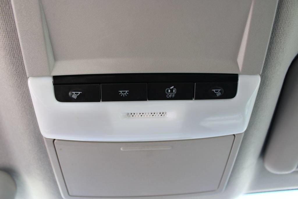 Used 2024 Nissan Sentra SV FWD image 17
