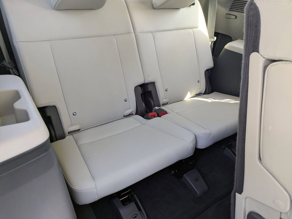 Used 2025 Hyundai Santa Fe SEL image 28