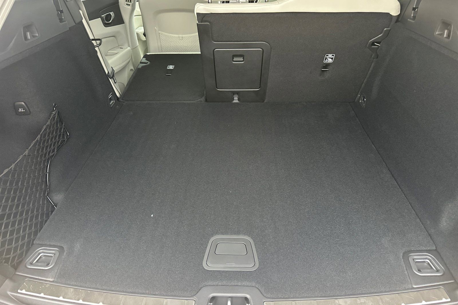 New 2026 Volvo XC60 B5 Ultra w/ Protection Package Premier image 17