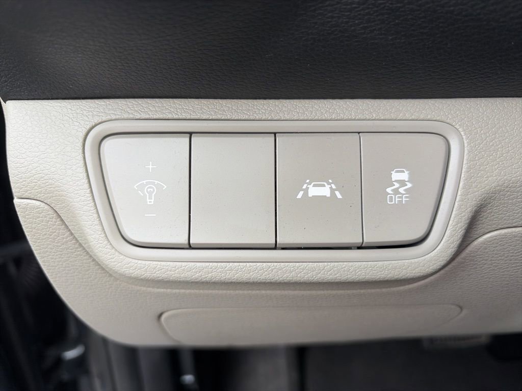 Used 2021 Kia Forte LXS image 15