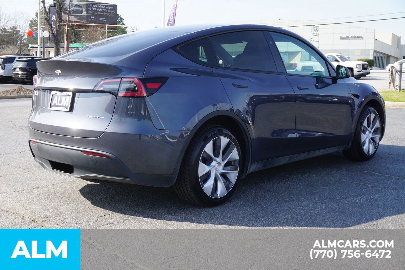 Used 2023 Tesla Model Y Long Range image 7