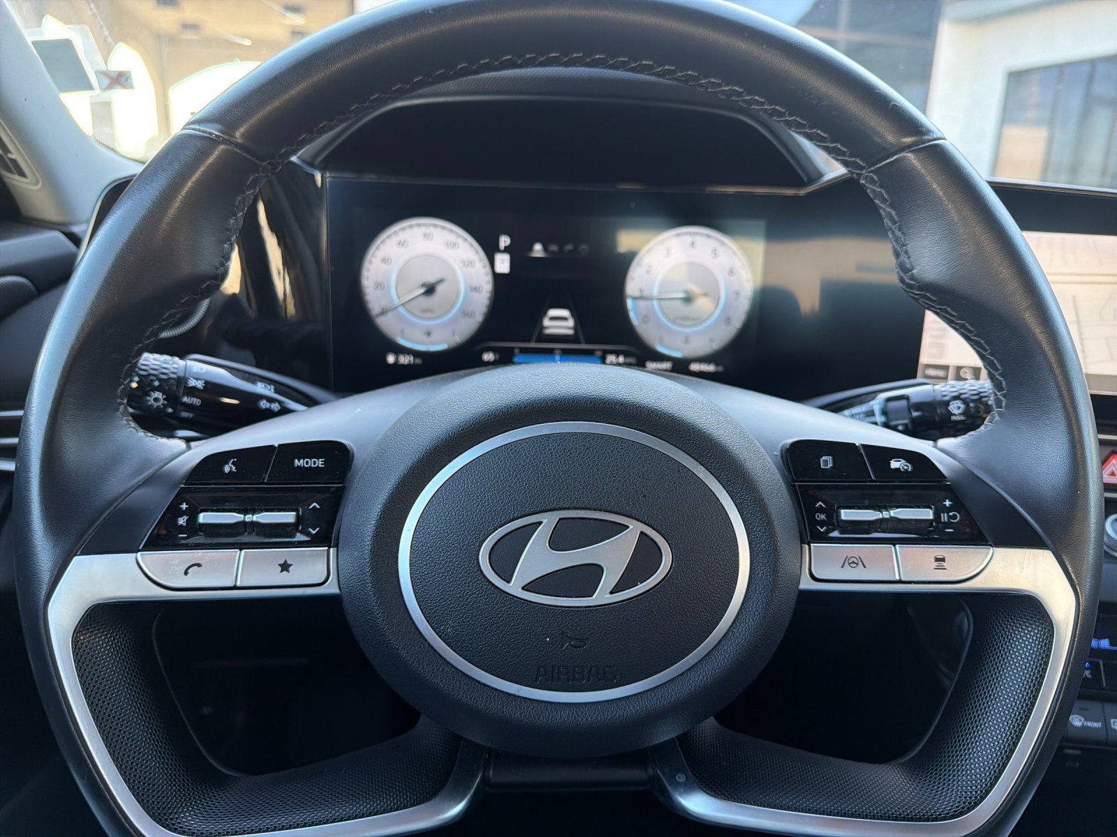 Used 2024 Hyundai Elantra Limited FWD image 23
