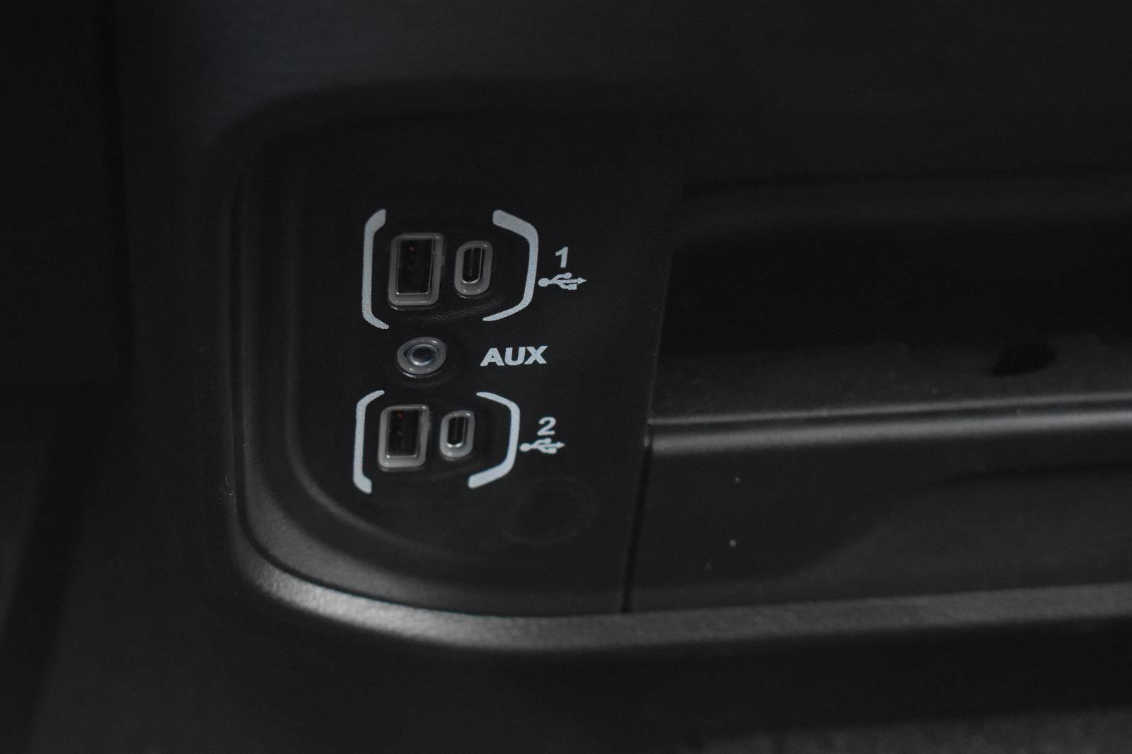 Used 2024 RAM 2500 Laramie w/ Safety Group image 27