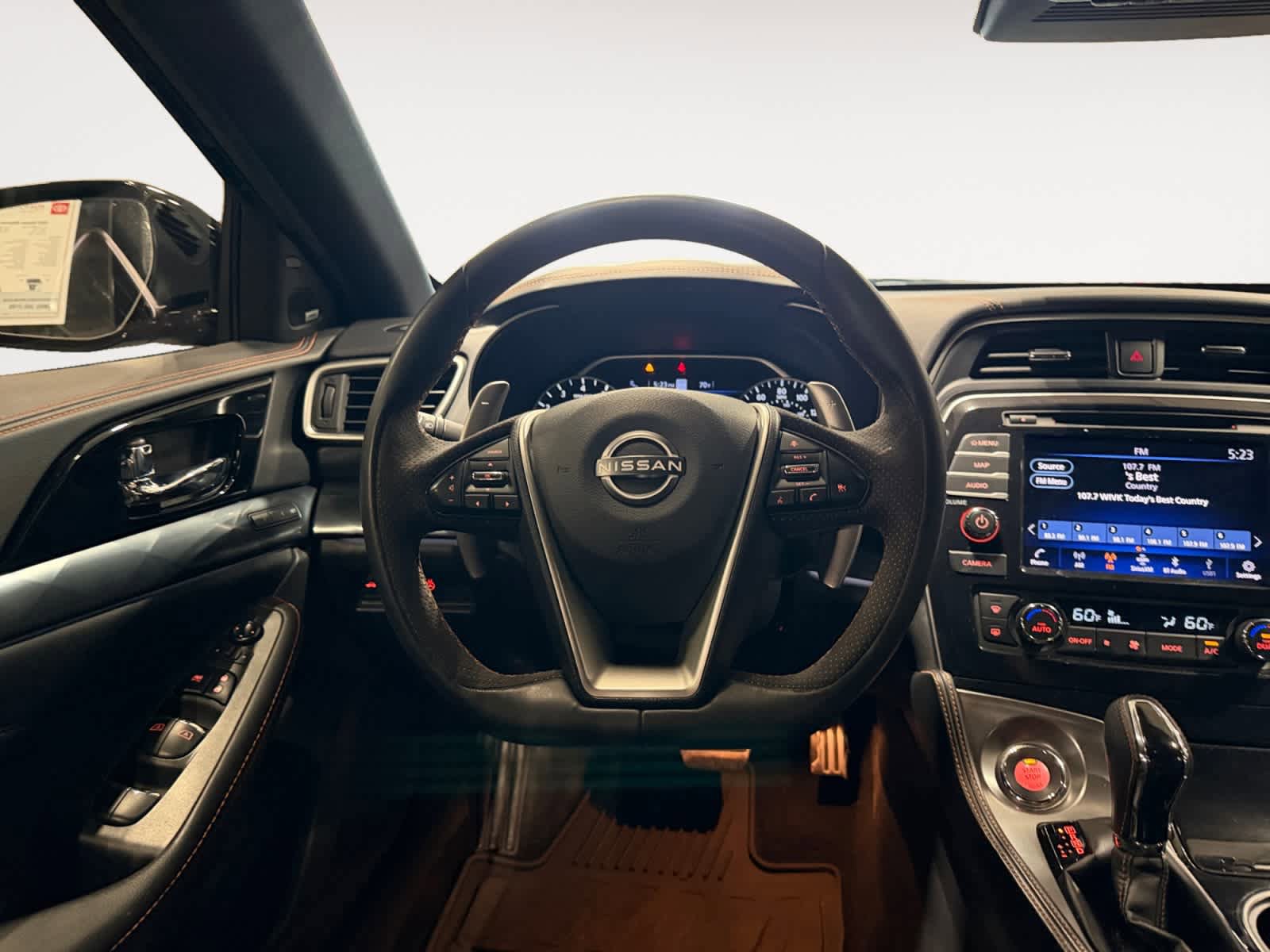Used 2023 Nissan Maxima SR w/ Sport Mat Group FWD image 13