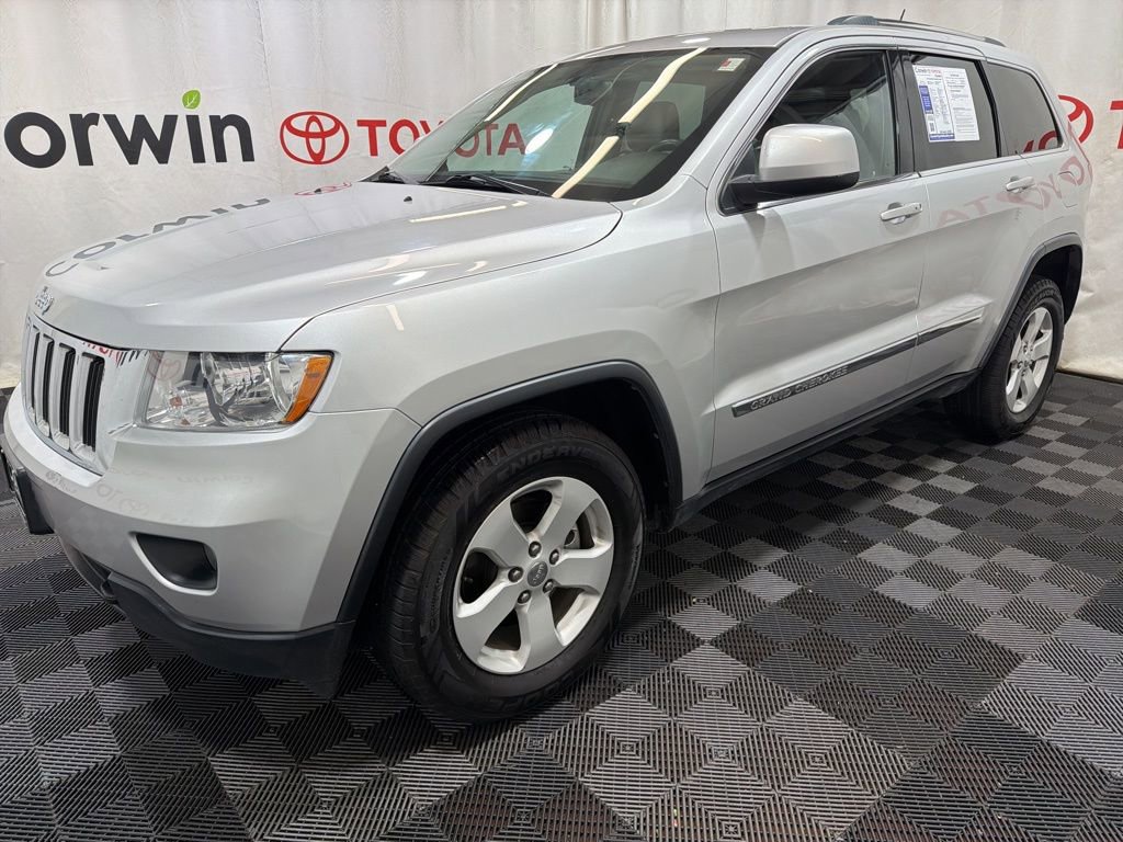 Used 2013 Jeep Grand Cherokee Laredo image 3
