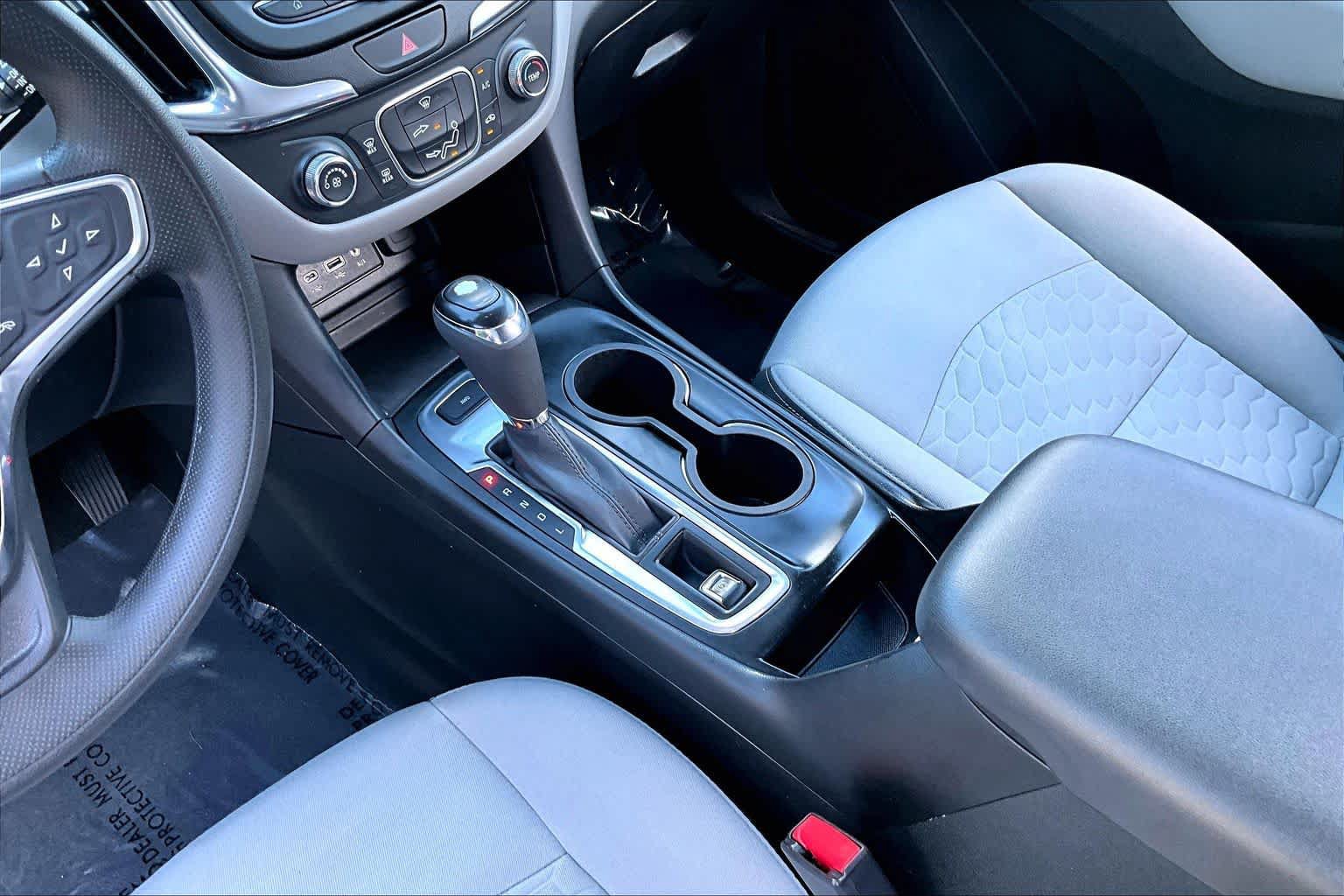 Used 2019 Chevrolet Equinox LT AWD/4WD image 17