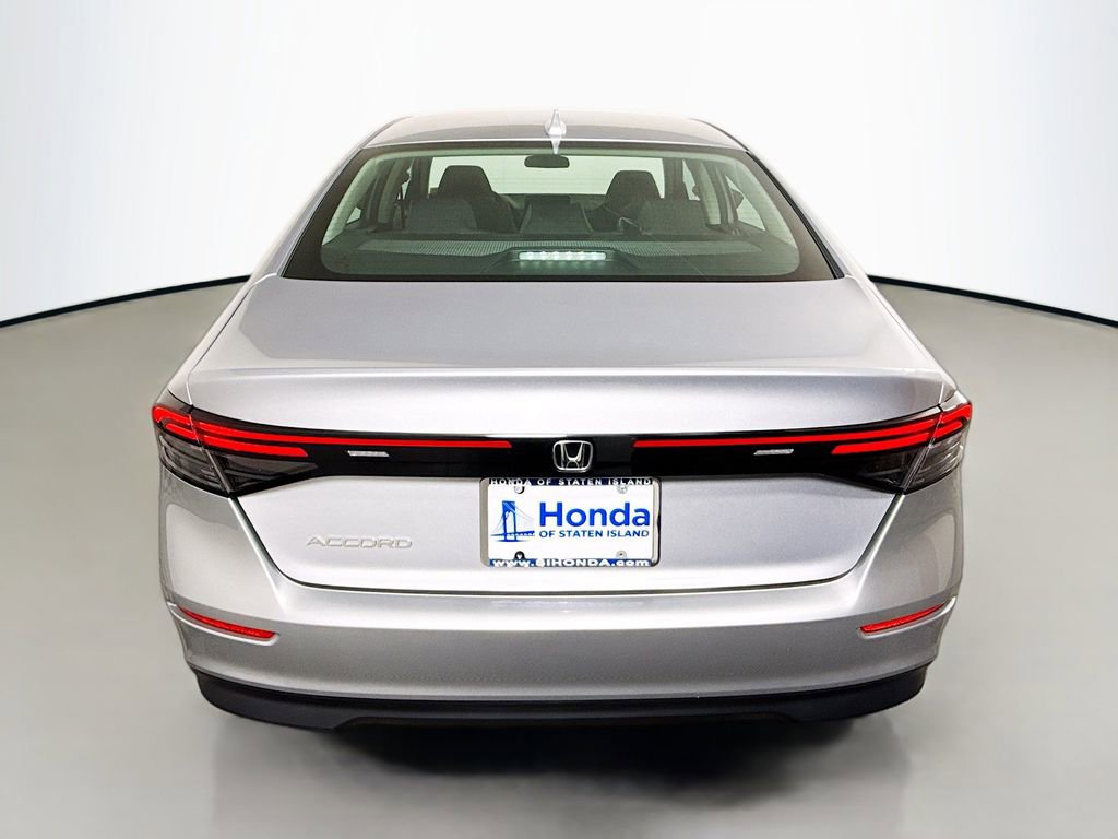Certified 2023 Honda Accord EX image 6