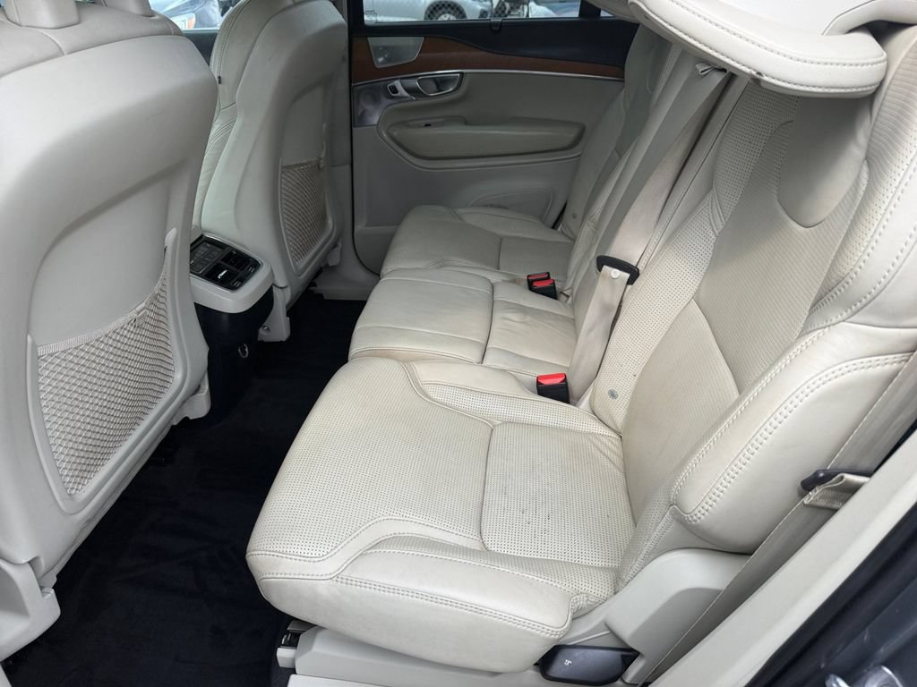 Used 2017 Volvo XC90 T6 Inscription w/ Vision Package AWD/4WD image 14