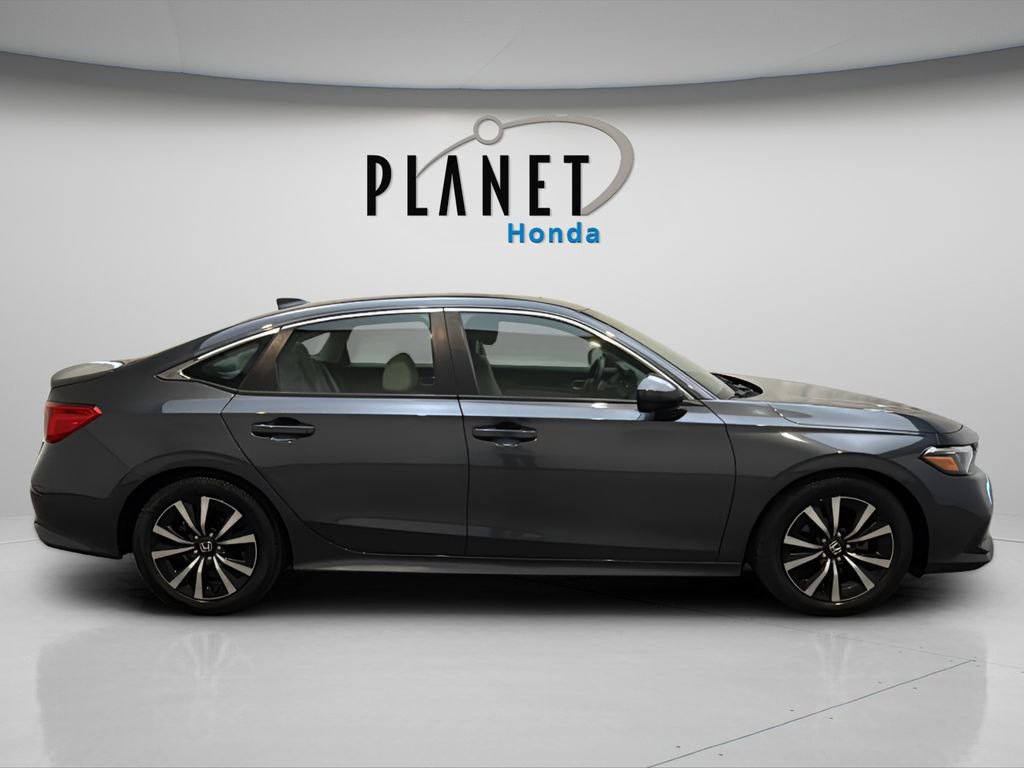 Used 2023 Honda Civic EX image 3