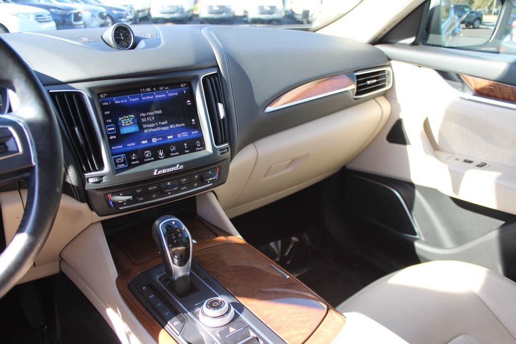 Used 2017 Maserati Levante S AWD/4WD image 25