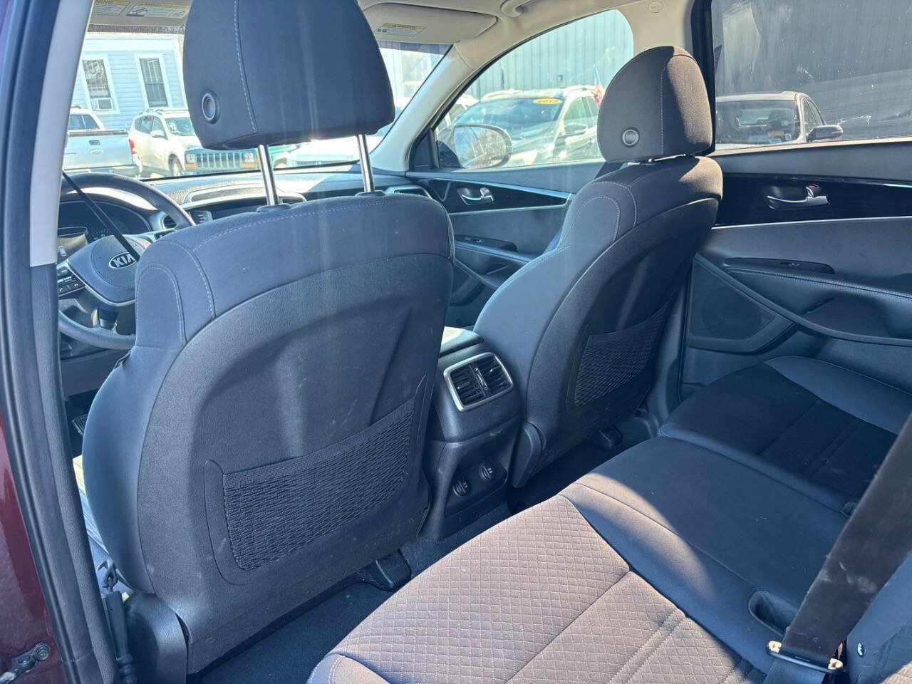 Used 2020 Kia Sorento LX image 20