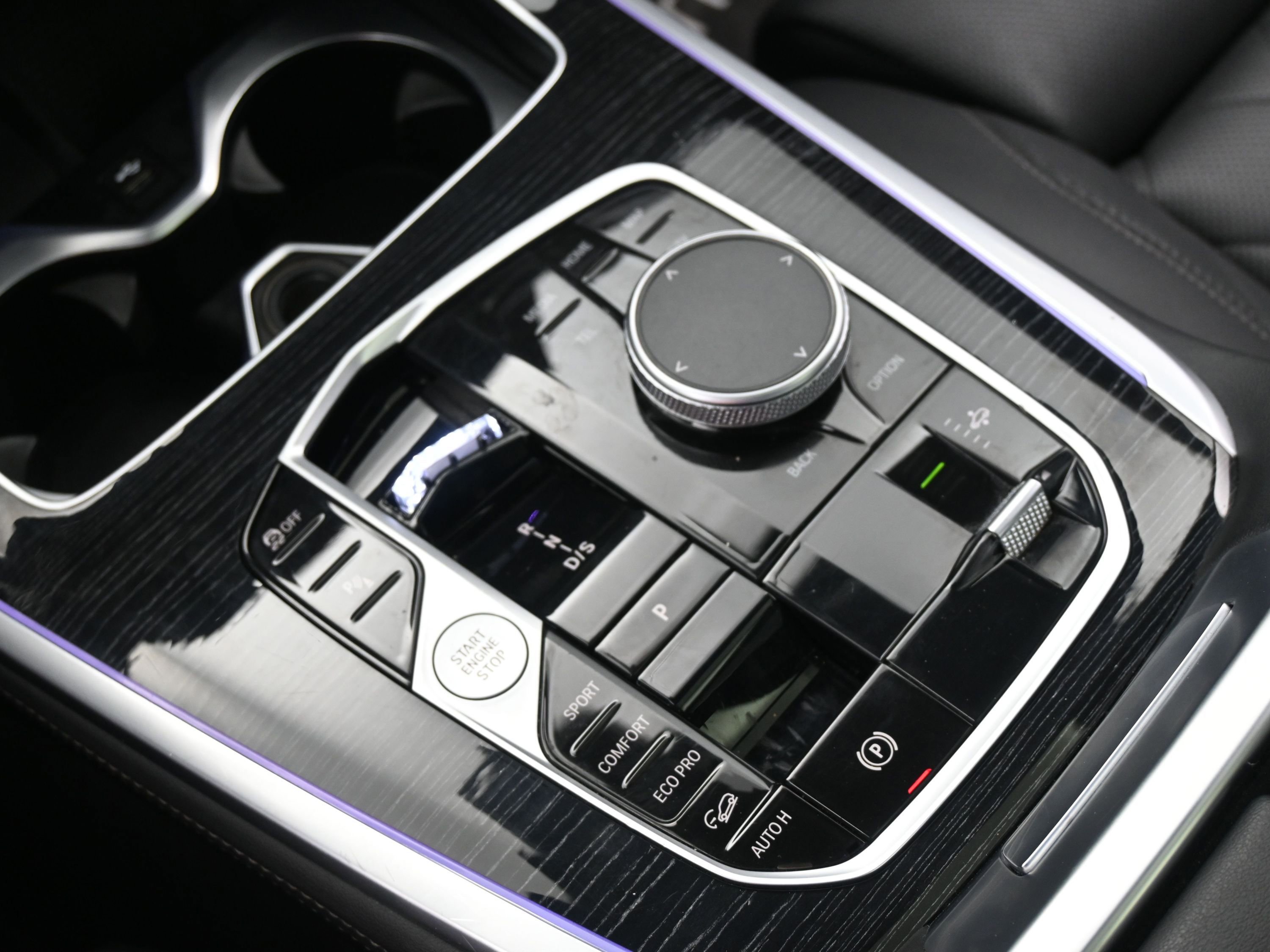 Used 2024 BMW X7 xDrive40i w/ M Sport Package image 18