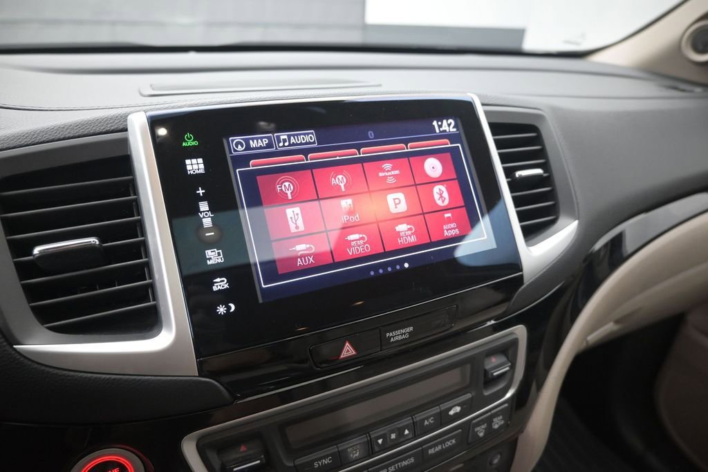 Used 2016 Honda Pilot Elite image 25