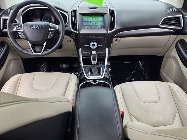 Used 2018 Ford Edge Titanium w/ Equipment Group 302A FWD image 12
