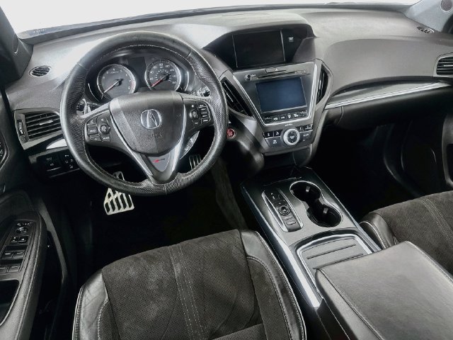 Used 2020 Acura MDX w/ Technology Package AWD/4WD image 32