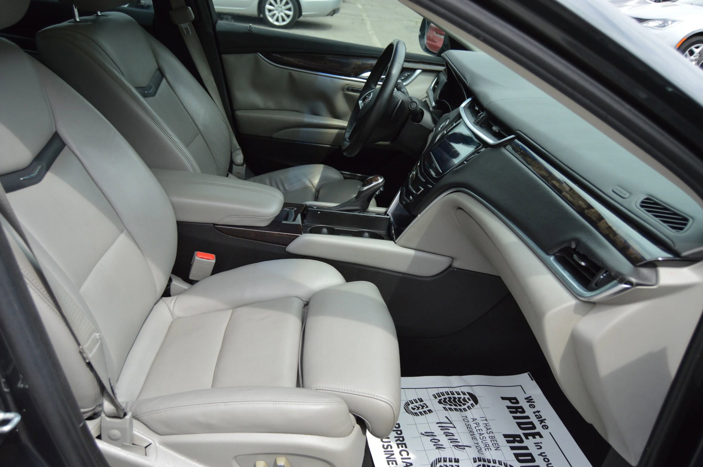 Used 2013 Cadillac XTS Luxury w/ Driver Awareness Package FWD image 22