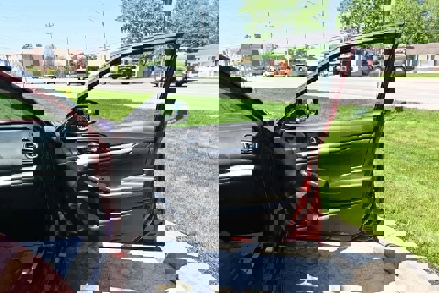 Used 2023 Nissan Maxima SL FWD image 18