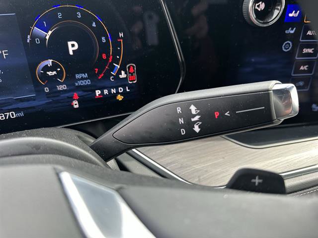 Used 2025 Chevrolet Suburban Z71 AWD/4WD image 20