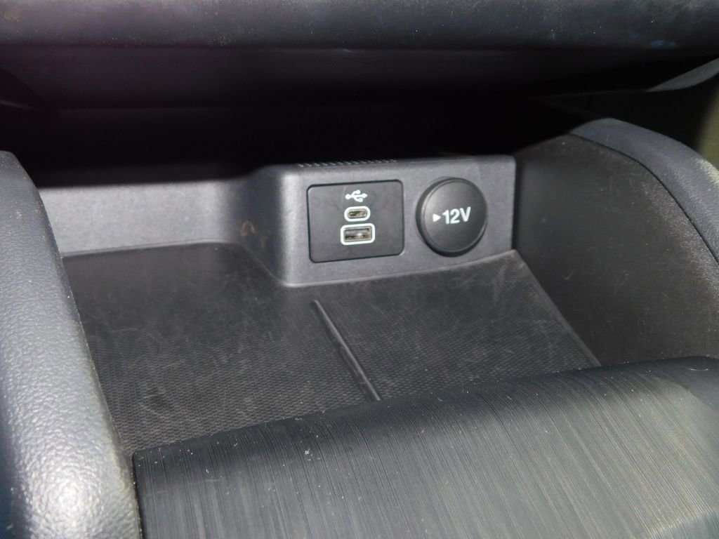 Used 2025 Ford Escape Active image 35