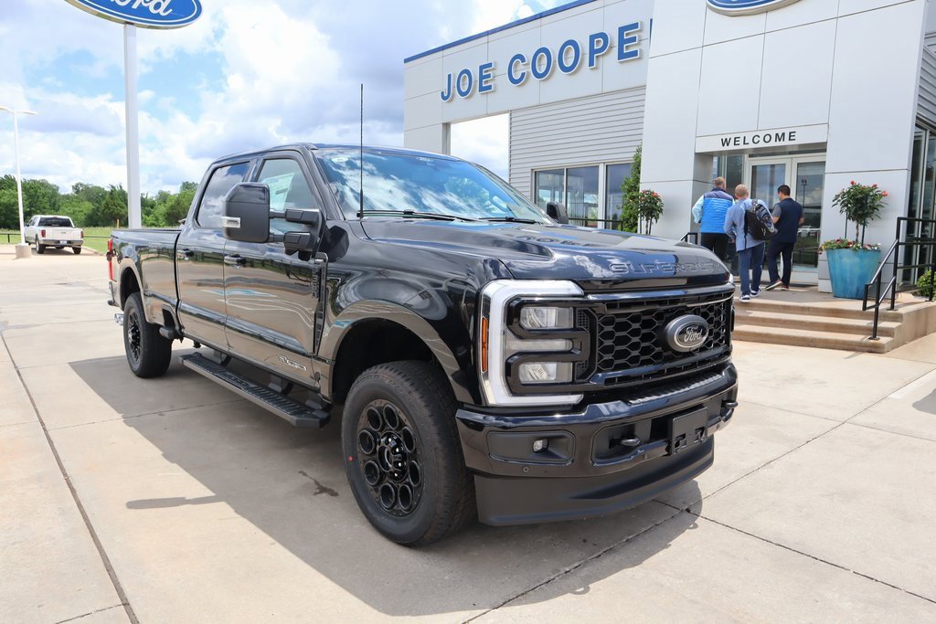 New 2025 Ford F350 Lariat w/ Lariat Ultimate Package image 1