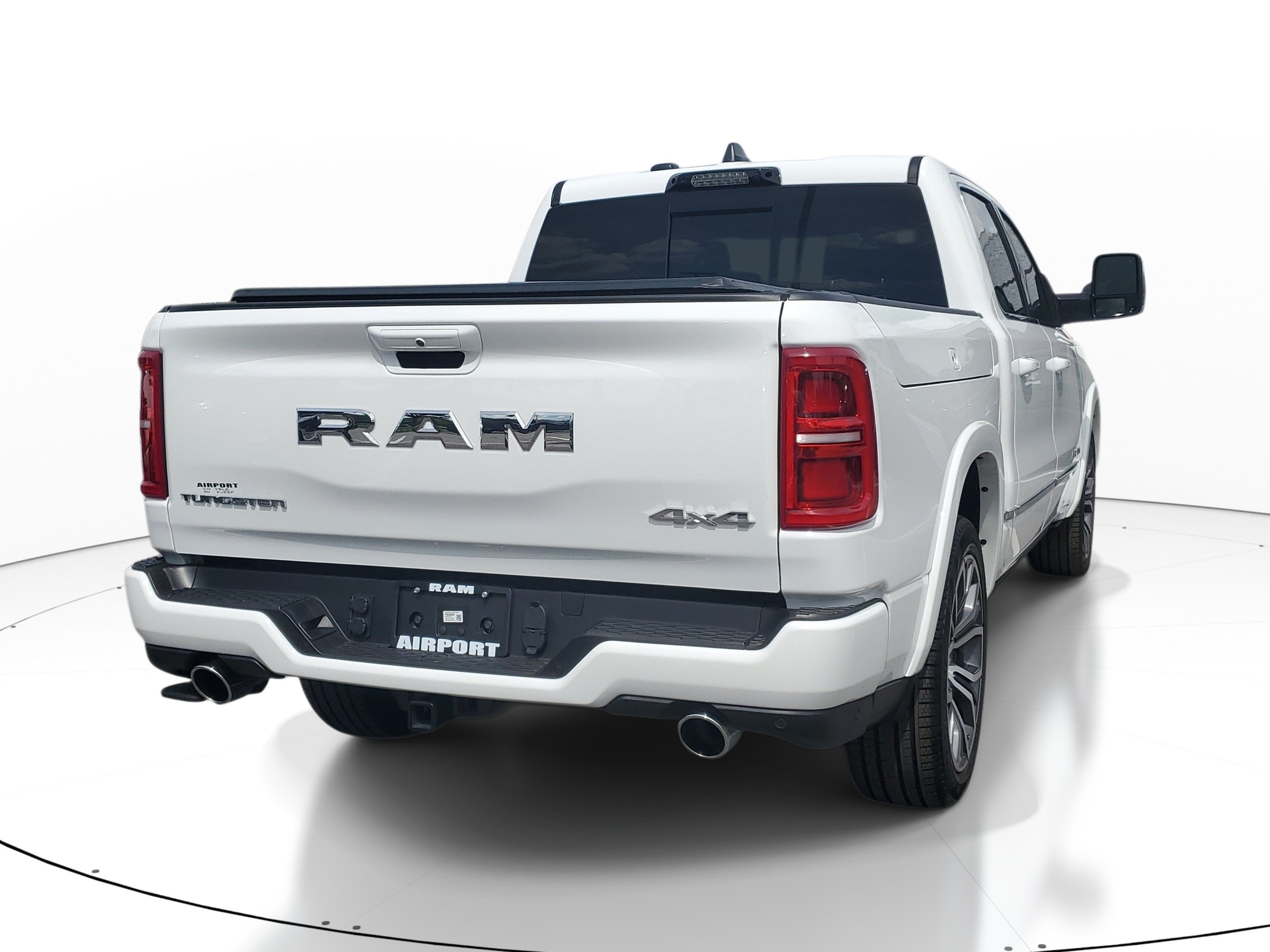 Used 2026 RAM 1500 Tungsten w/ Towing Technology Group AWD/4WD image 5