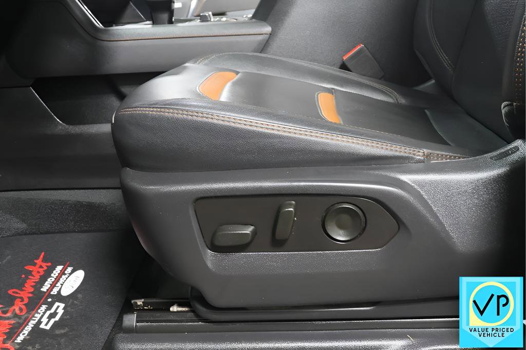 Used 2022 GMC Sierra 1500 AT4 w/ AT4 Preferred Package image 19