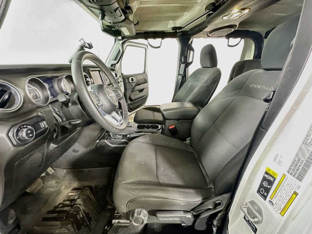 Used 2023 Jeep Gladiator Overland AWD/4WD image 16