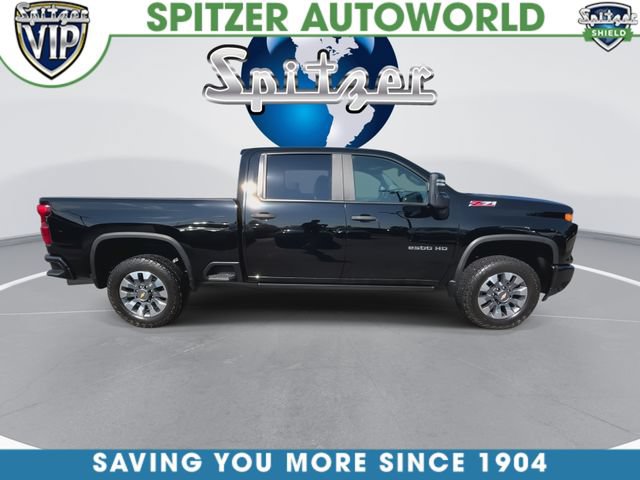 Used 2024 Chevrolet Silverado 2500 Custom w/ Custom Value Package AWD/4WD image 9