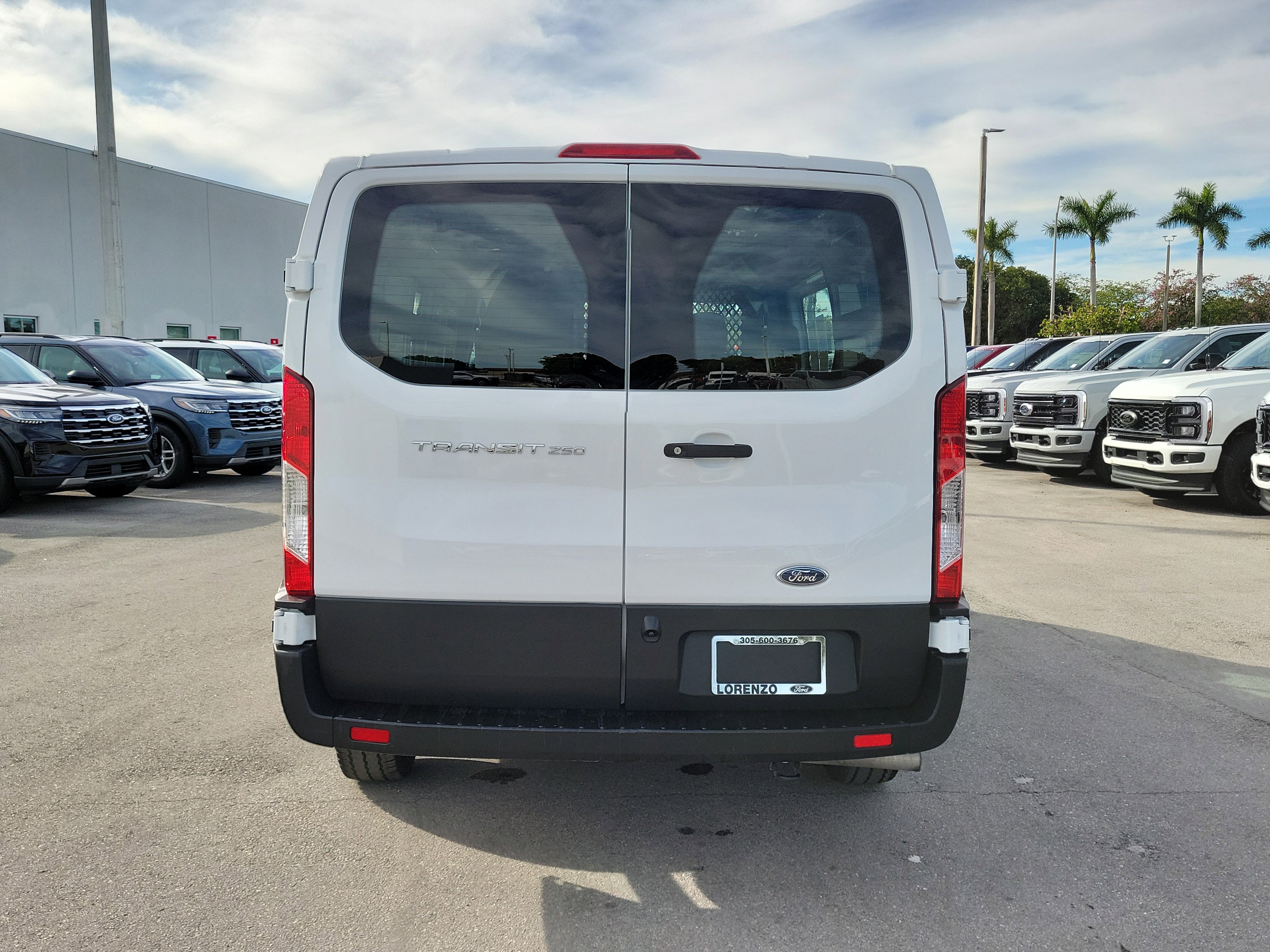 Used 2024 Ford Transit 250 Low Roof w/ Exterior Upgrade Package image 5