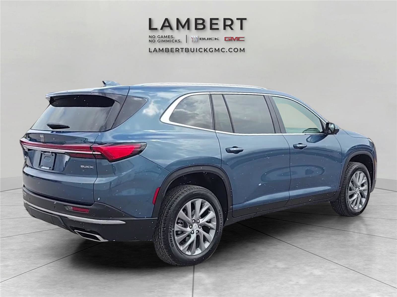 Used 2025 Buick Enclave Preferred image 5