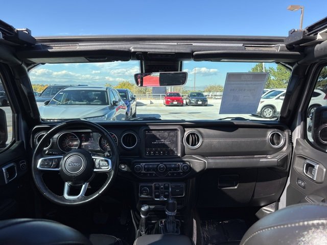 Used 2020 Jeep Wrangler Unlimited Sahara image 20