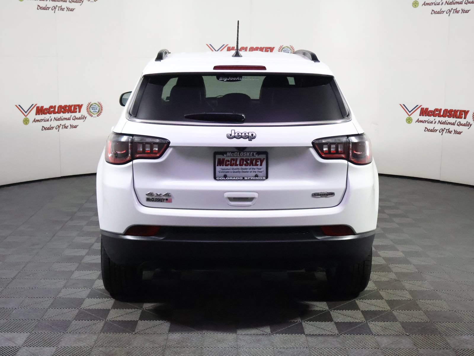 Used 2024 Jeep Compass Latitude AWD/4WD image 11