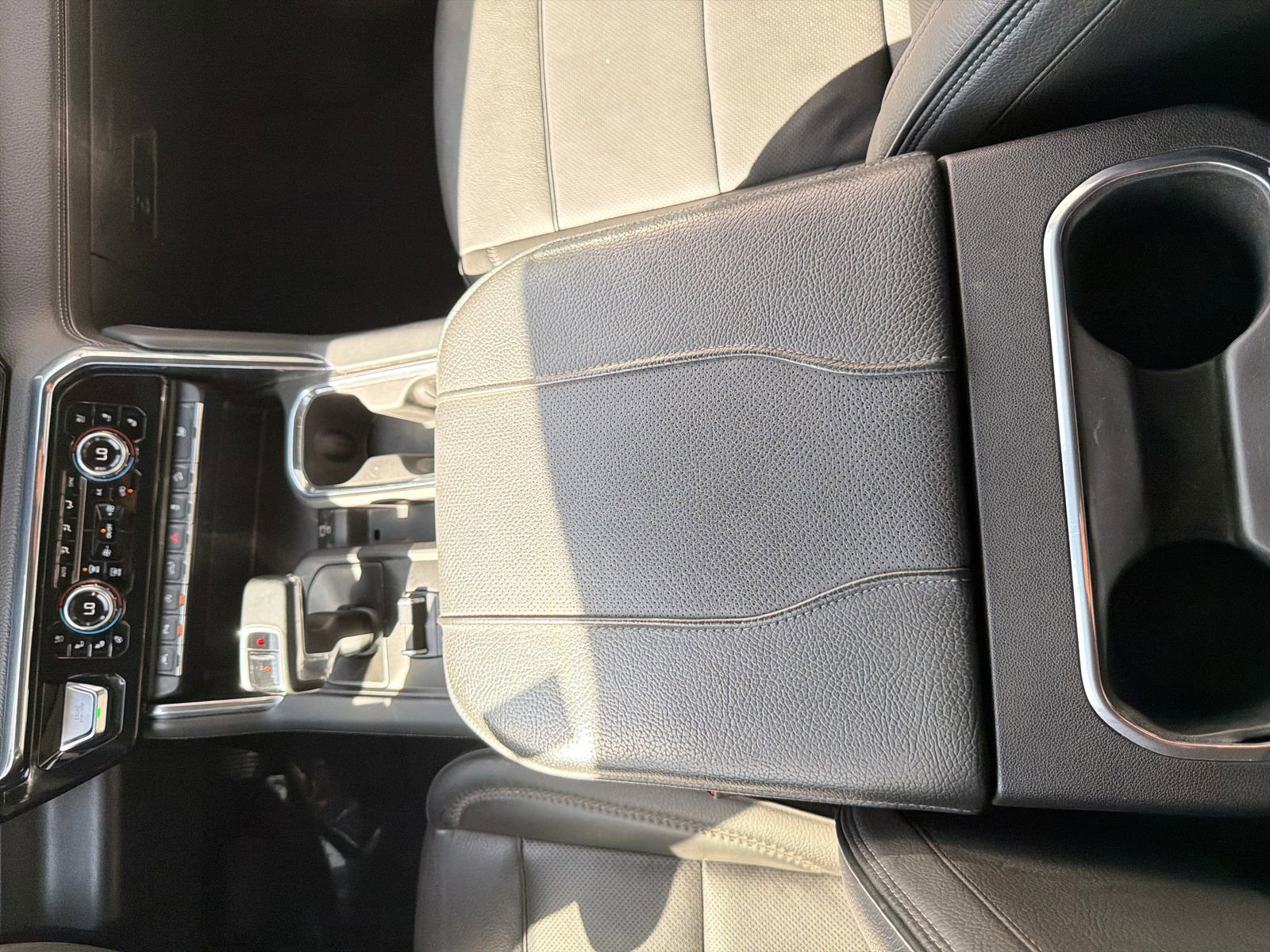 Used 2024 GMC Sierra 1500 Denali image 28