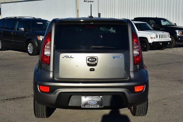 Used 2013 Kia Soul + w/ Audio Pkg image 7