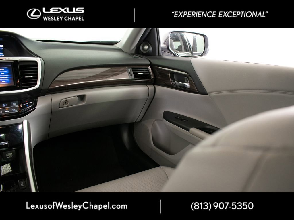 Used 2017 Honda Accord EX-L image 26