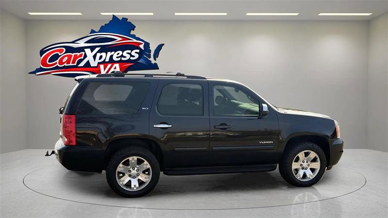 Used 2010 GMC Yukon SLT w/ Regional Value Package image 8