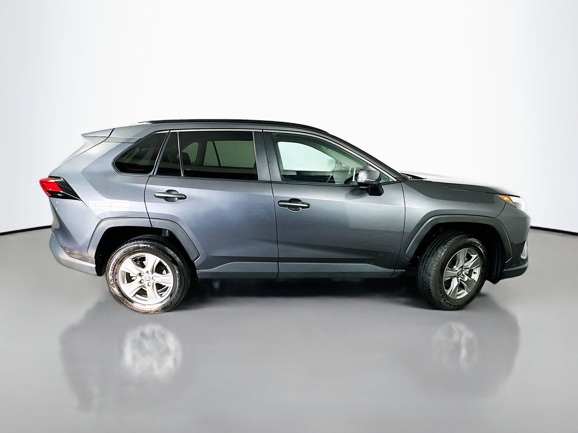 Used 2024 Toyota RAV4 XLE image 8